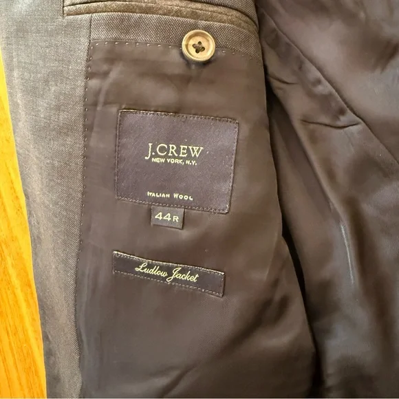 J. Crew Ludlow Jacket Italian Worsted Wool Charcoal Blazer Sports Coat Size 44R - Picture 7 of 10